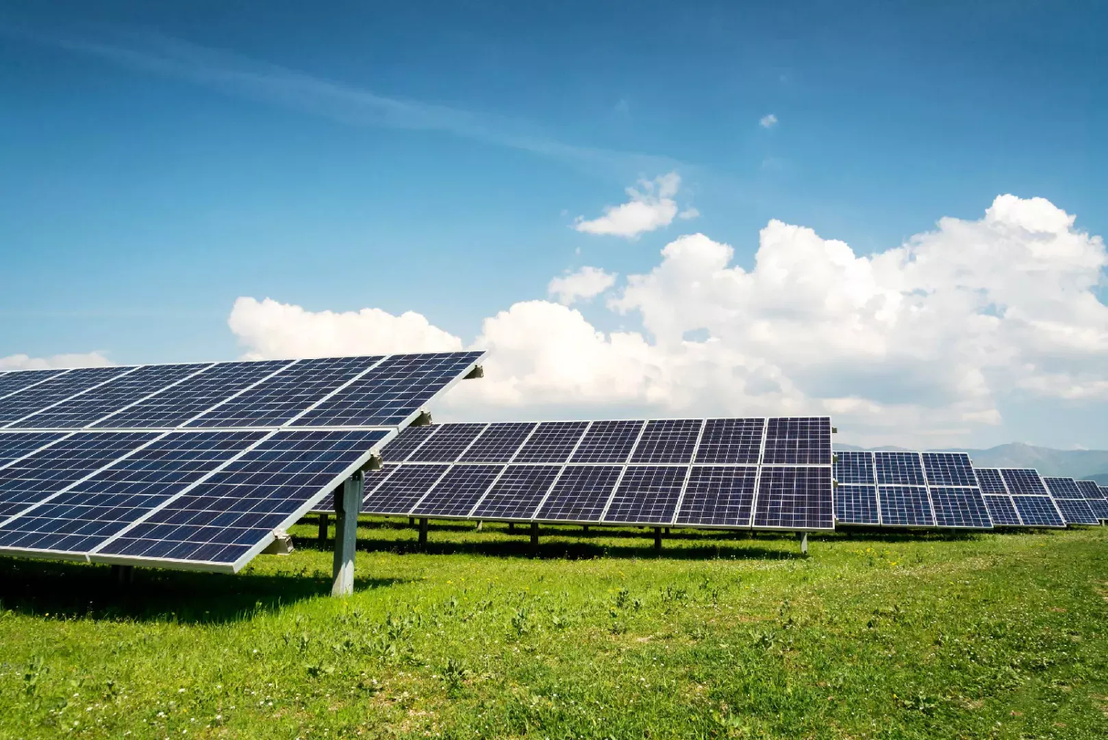 VANZARE PROIECT PARC FOTOVOLTAIC “Ready to Build” 1 MWp + Stocare 2 MWh